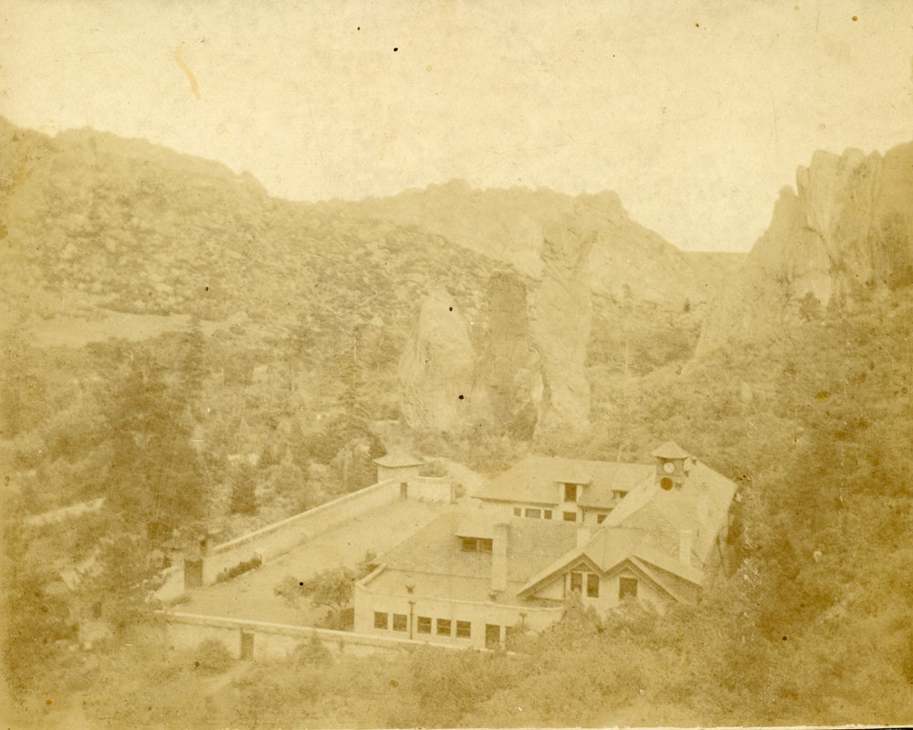 History Of The Glen Eyrie Carriage House - Navigators History